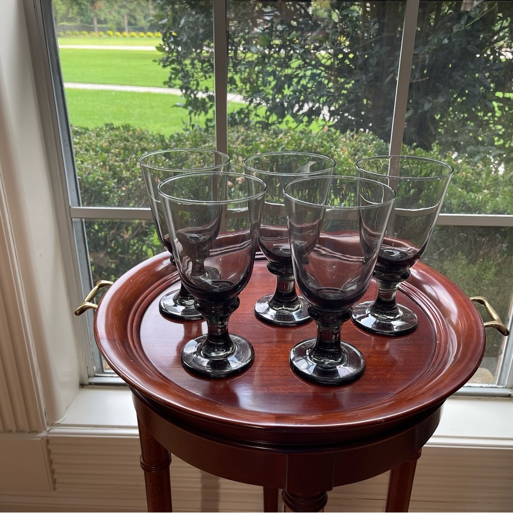 Vintage Libbey’s Gray Wine Goblets, Vintage Smoke Colored Wine Glass, Set of 5 - Picture 2 of 6